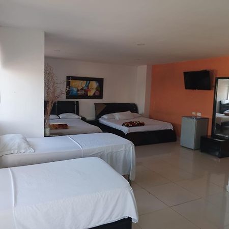 Hotel Intersuites Barranquilla  Zewnętrze zdjęcie