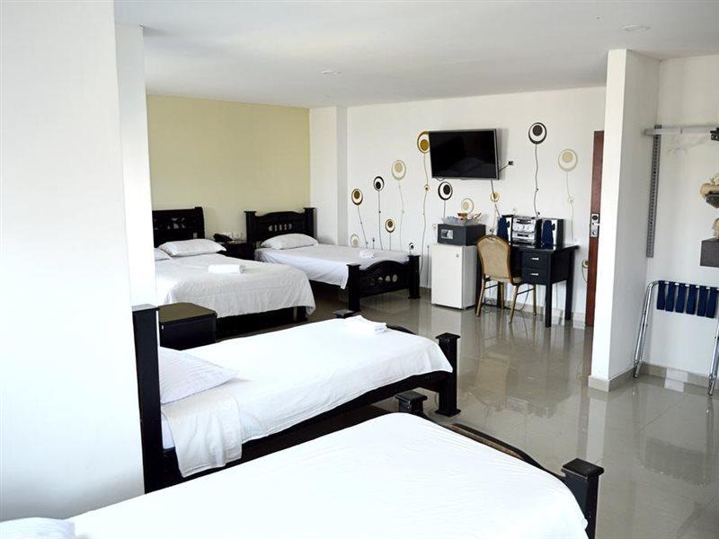 Hotel Intersuites Barranquilla  Zewnętrze zdjęcie