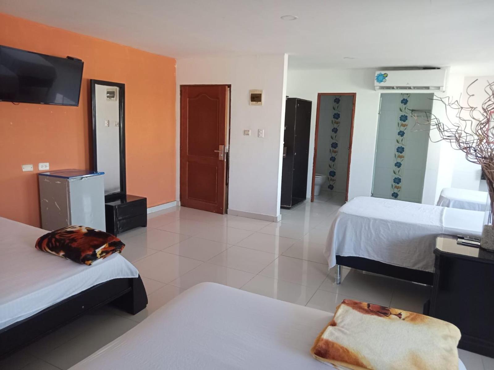 Hotel Intersuites Barranquilla  Zewnętrze zdjęcie