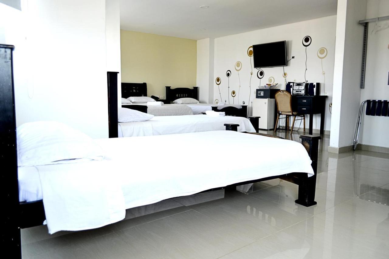 Hotel Intersuites Barranquilla  Zewnętrze zdjęcie